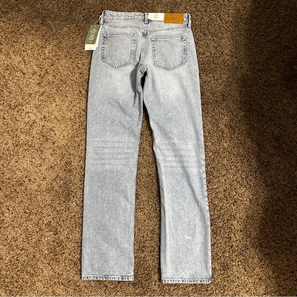 NWT H&M Light-wash Straight Leg Jeans - Picture 7 of 10